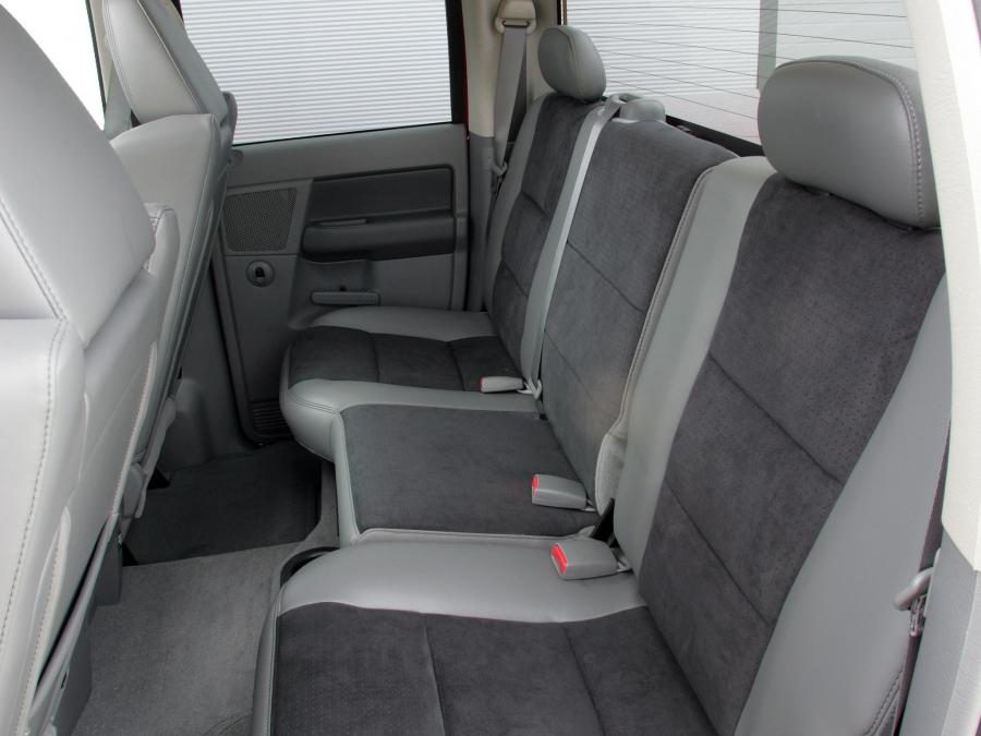  Dodge Ram SRT10 Quad Cab 2005 года  (фото 6 из 27)